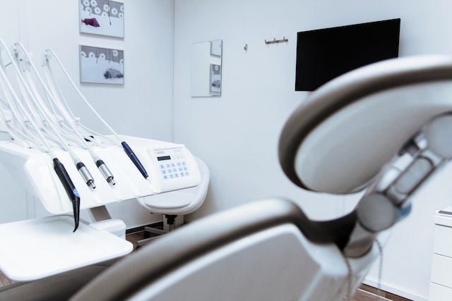 Facebook Ads for Dentists: What Actually Fills the Chair